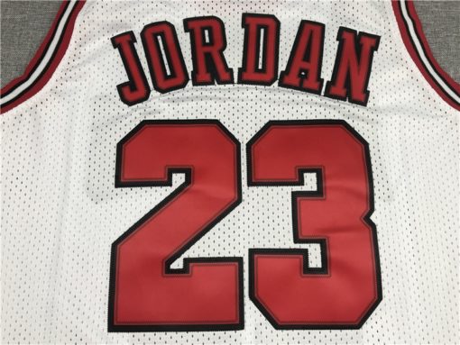 Michael Jordan 23 Chicago Bulls 1997-98 Champion Edition White Jersey