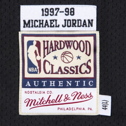 Jersey Chicago Bulls Alternate 1997-98 Michael Jordan